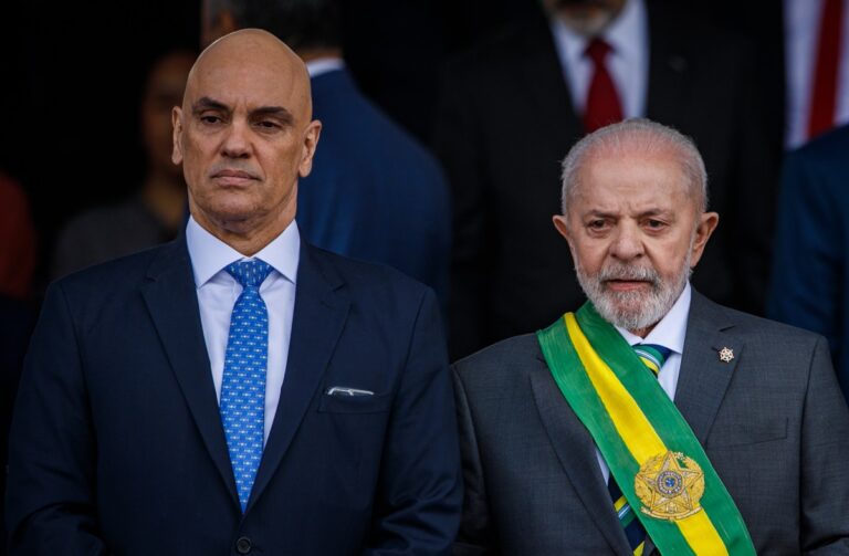 108390671-pa-brasilia-df-07-09-2024-desfile-civico-militar-de-7-de-setembro-o-governo-realiza-o